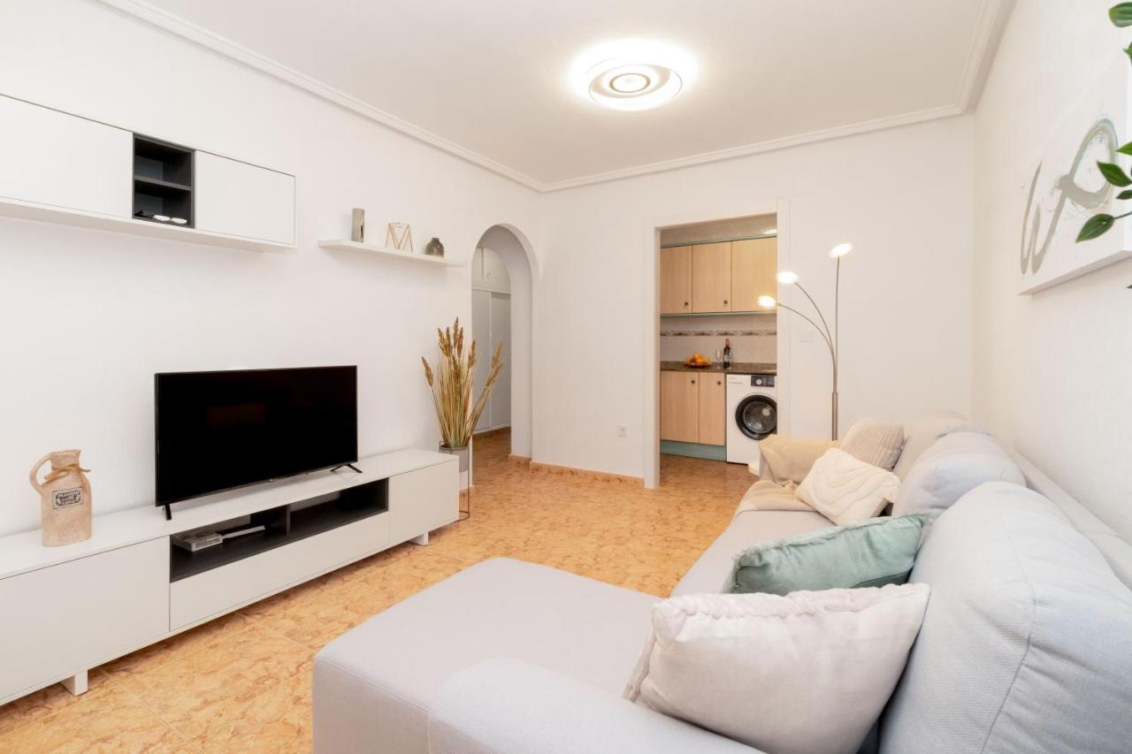 Piso En El Centro Apartment Torrevieja Ngoại thất bức ảnh