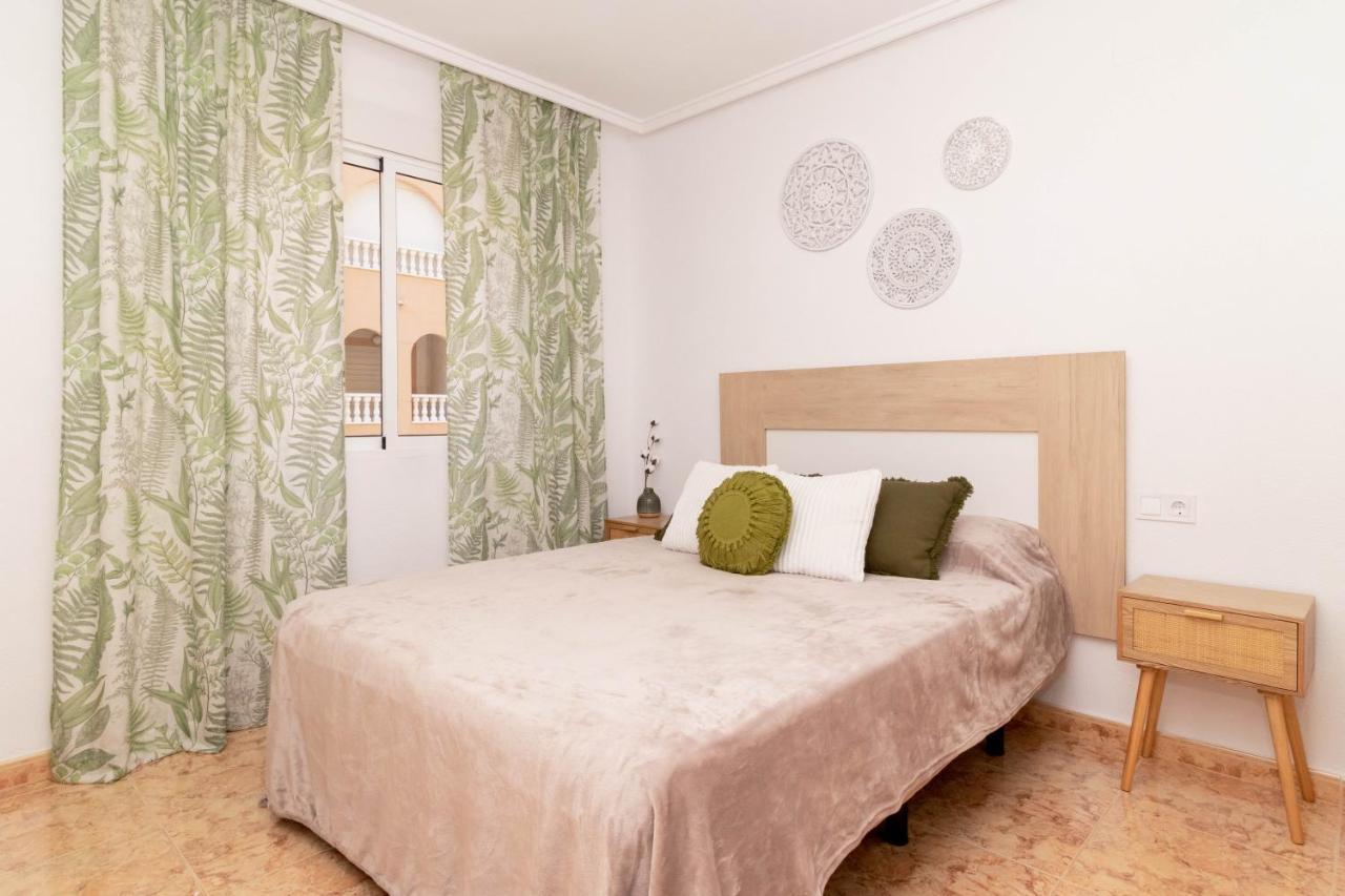 Piso En El Centro Apartment Torrevieja Ngoại thất bức ảnh