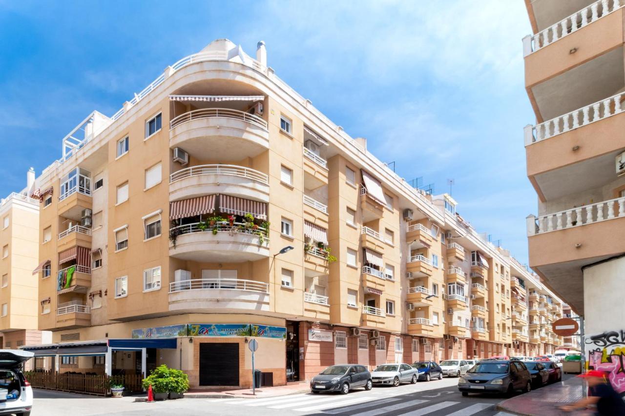 Piso En El Centro Apartment Torrevieja Ngoại thất bức ảnh