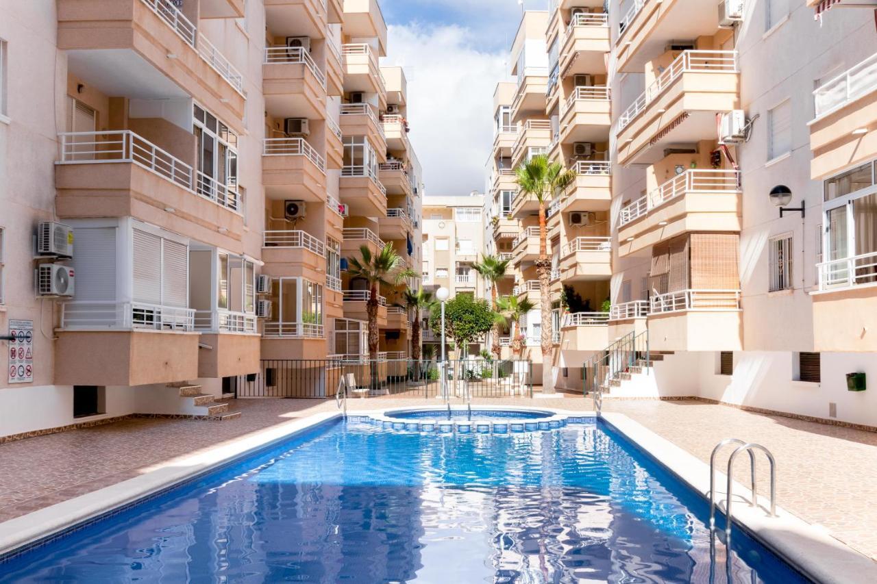 Piso En El Centro Apartment Torrevieja Ngoại thất bức ảnh