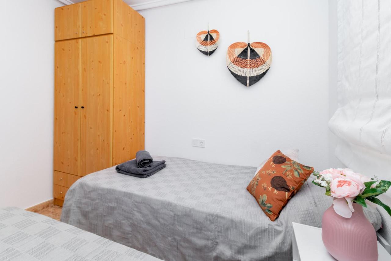 Piso En El Centro Apartment Torrevieja Ngoại thất bức ảnh