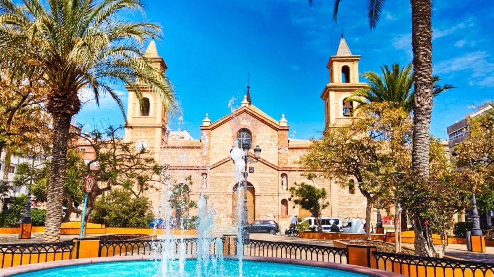 Piso En El Centro Apartment Torrevieja Ngoại thất bức ảnh