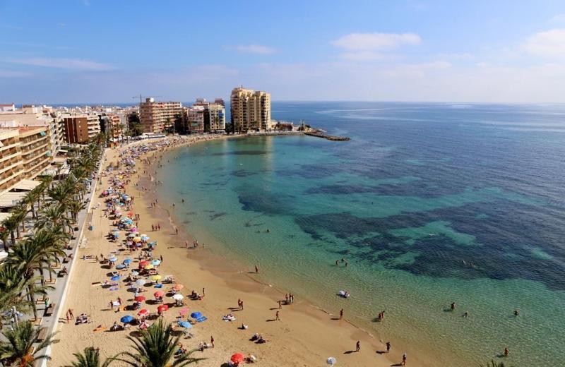 Piso En El Centro Apartment Torrevieja Ngoại thất bức ảnh